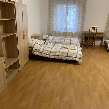 Apartments Tomkova Hradec Králové Dış mekan fotoğraf
