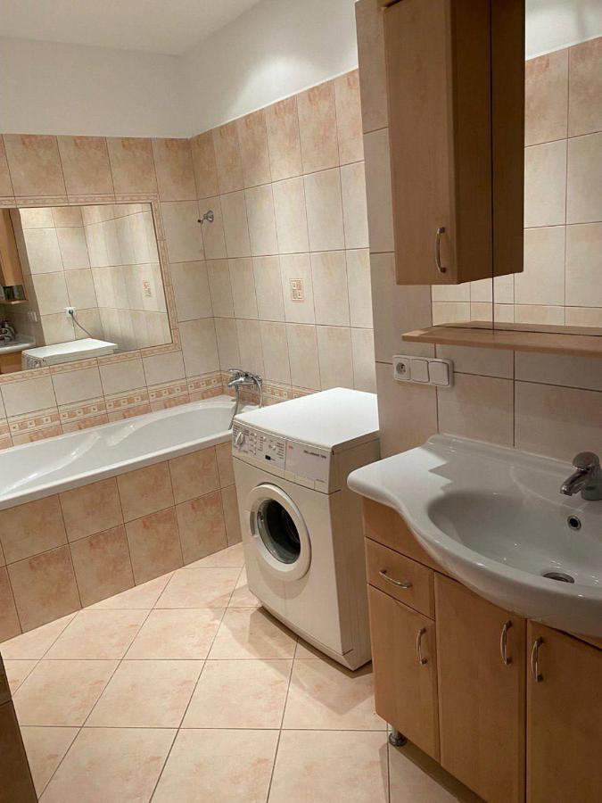 Apartments Tomkova Hradec Králové Dış mekan fotoğraf