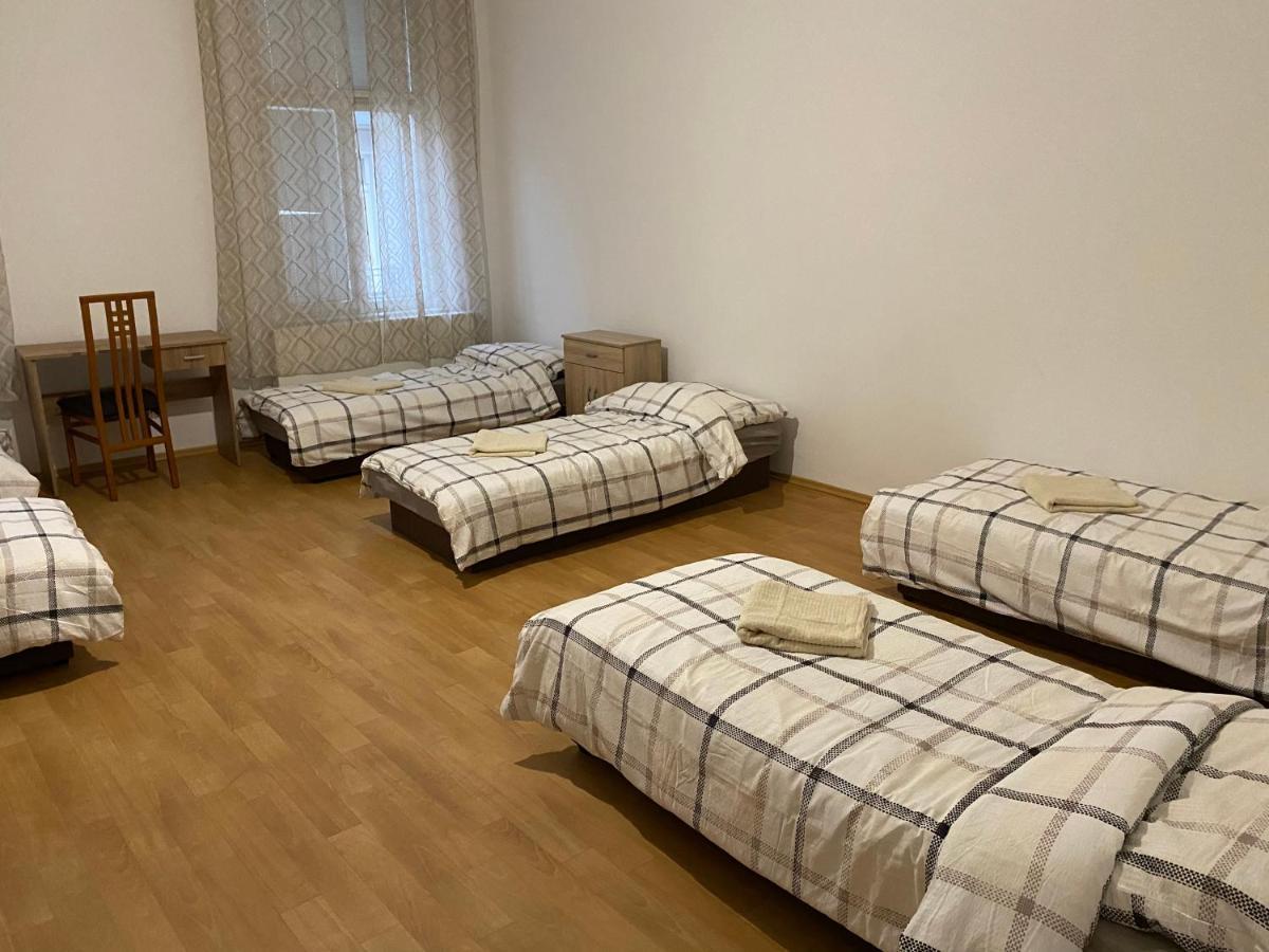 Apartments Tomkova Hradec Králové Dış mekan fotoğraf