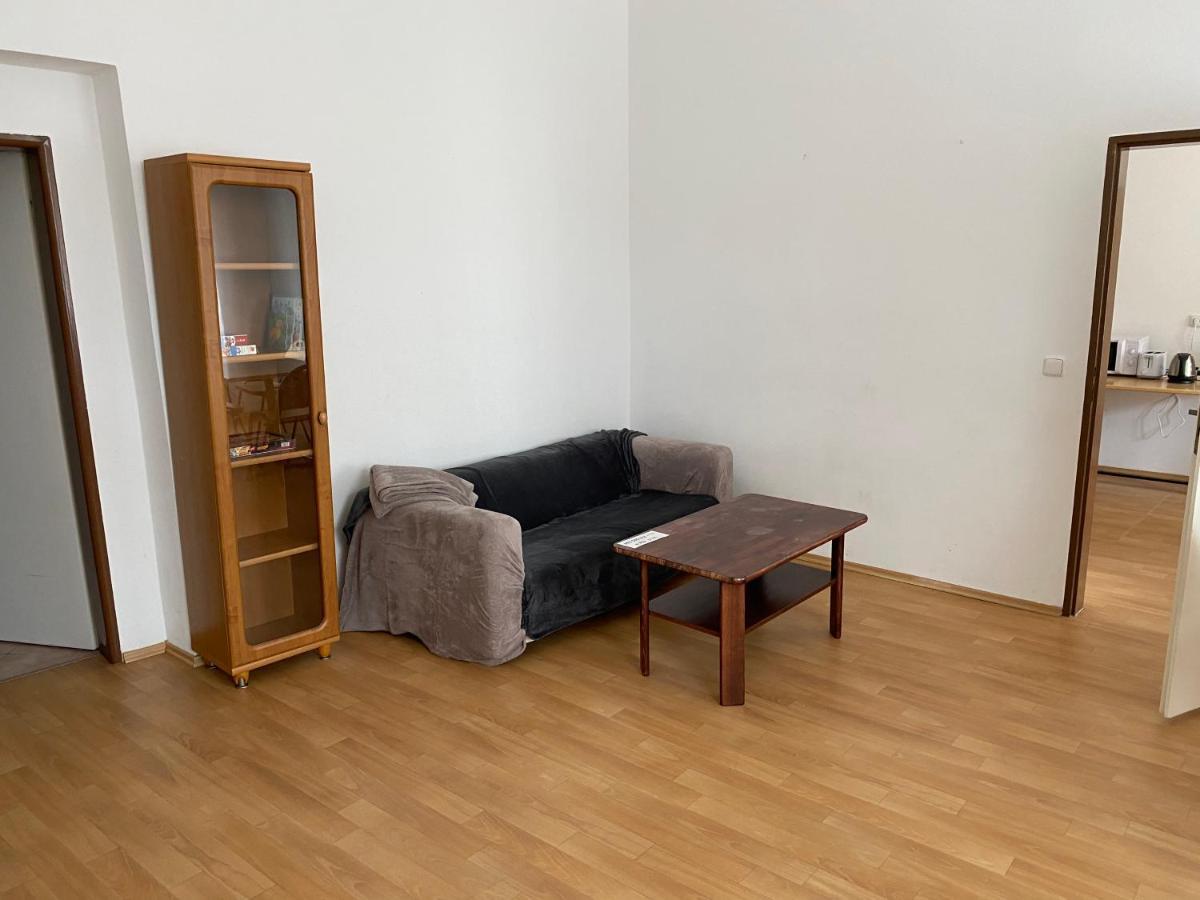 Apartments Tomkova Hradec Králové Dış mekan fotoğraf