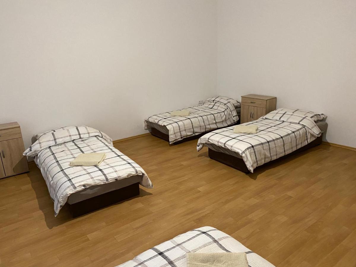 Apartments Tomkova Hradec Králové Dış mekan fotoğraf
